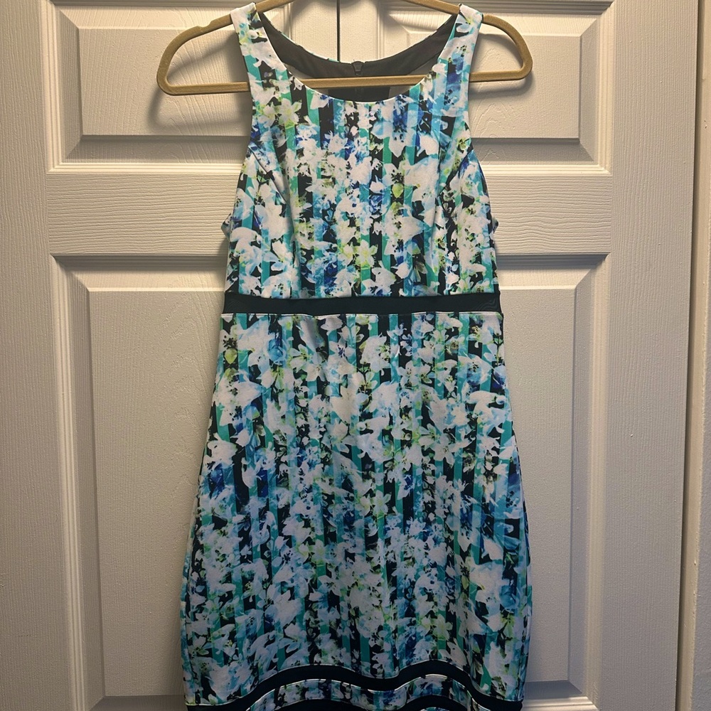 GUESS Womens Size 10 Green Multi Floral Halter Scuba Dress Stretch Mesh